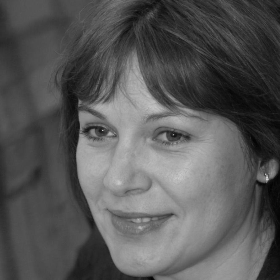 Ingeborg Falk - Geschäftsführerin und Finanzstrategin bei halosyniva